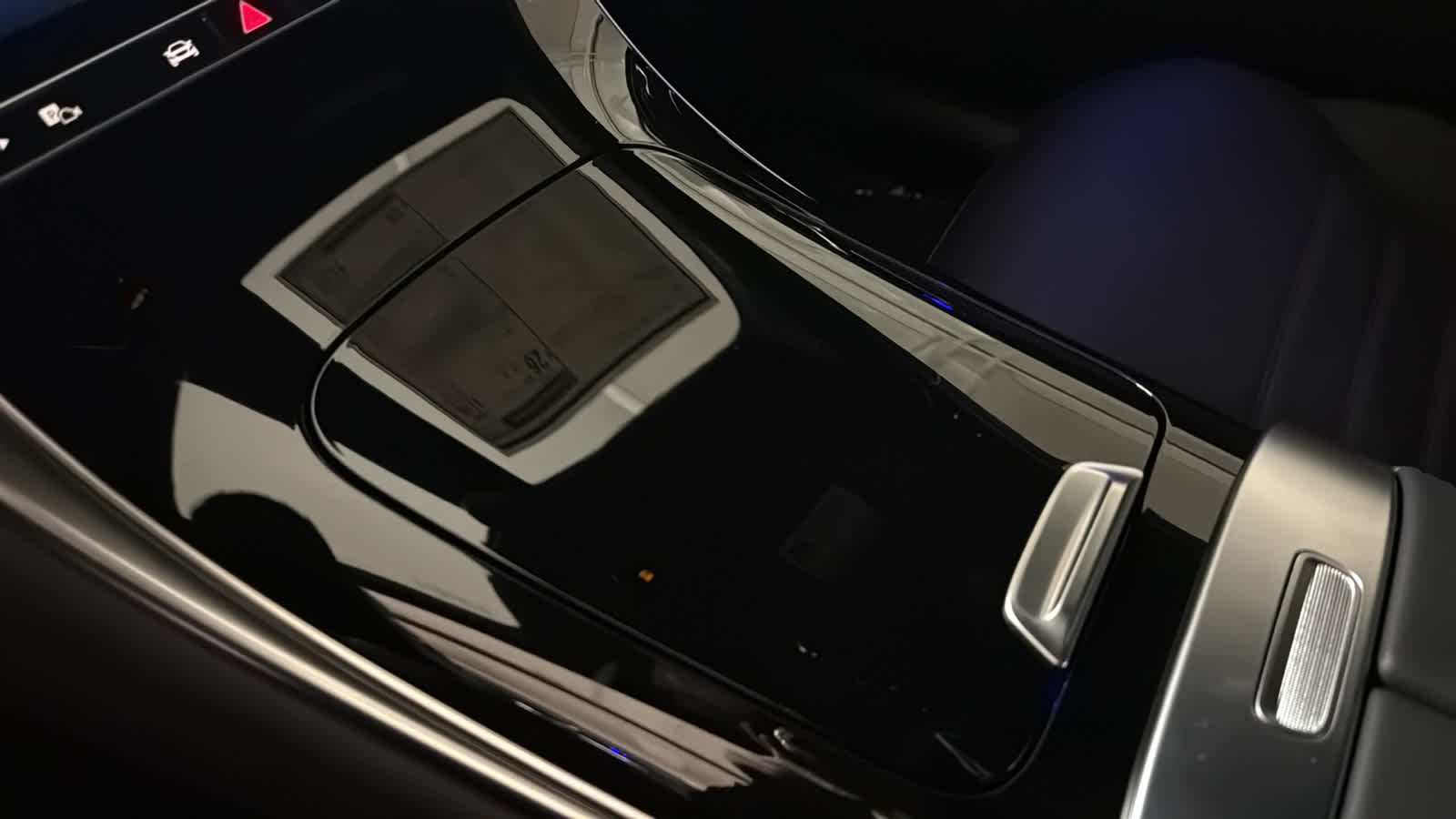 Thumbnail: 2026 Mercedes-Benz GLC - 23