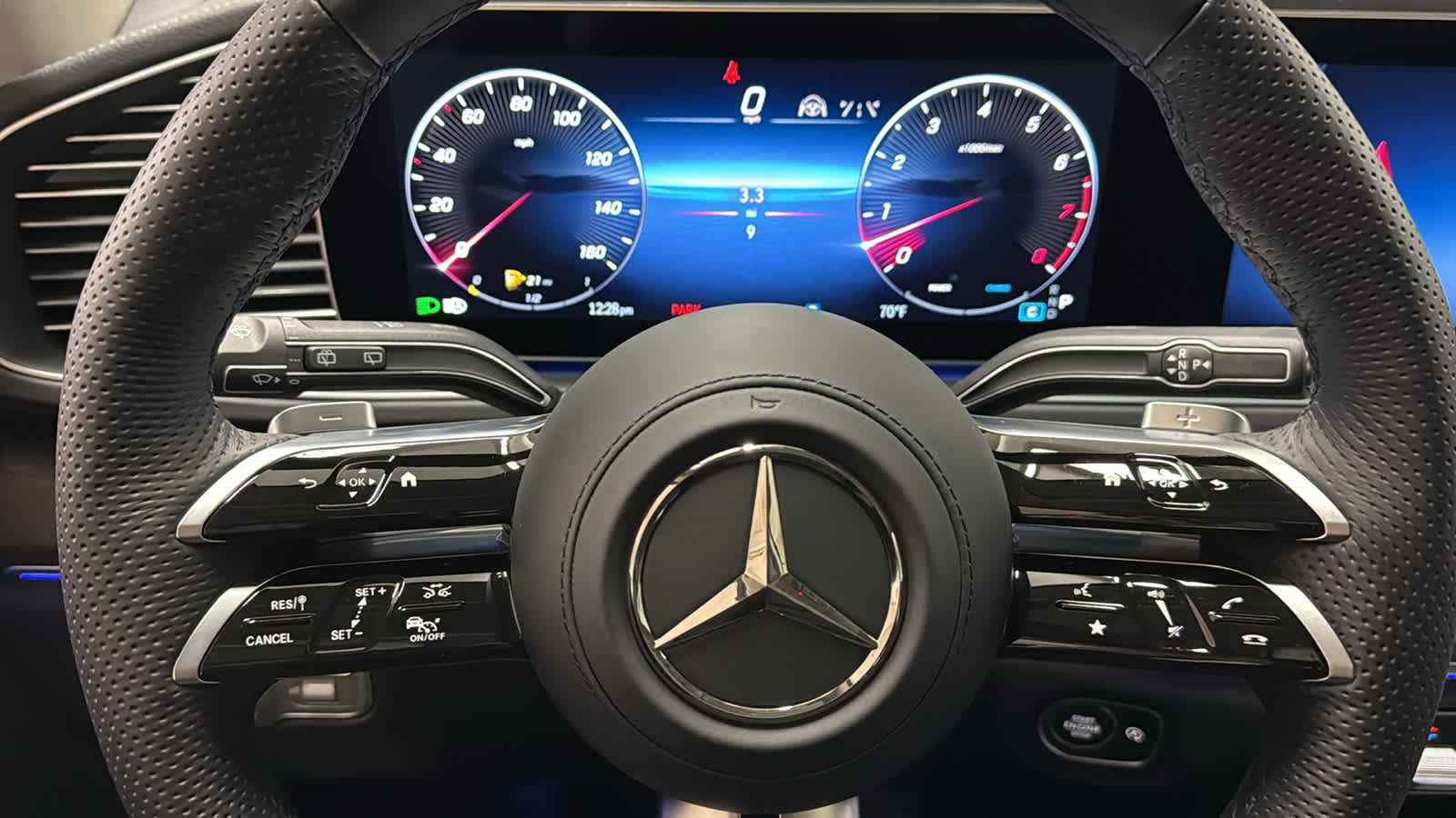 Thumbnail: 2026 Mercedes-Benz GLS - 19
