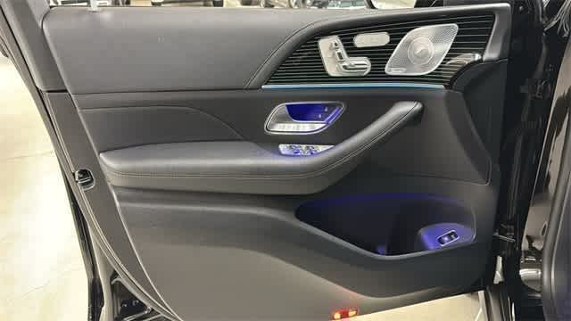 Thumbnail: 2024 Mercedes-Benz GLS - 15