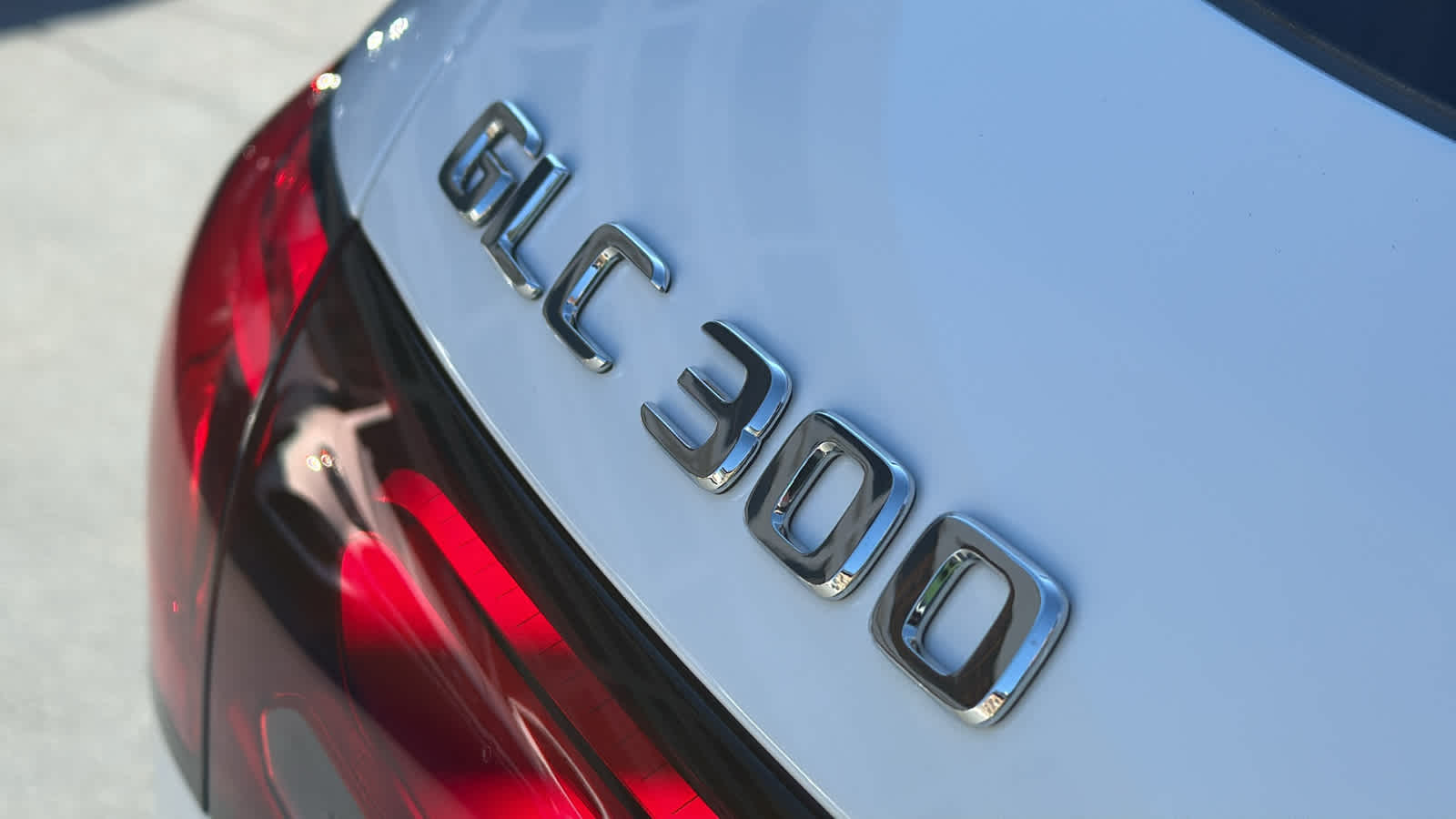 Thumbnail: 2026 Mercedes-Benz GLC - 10