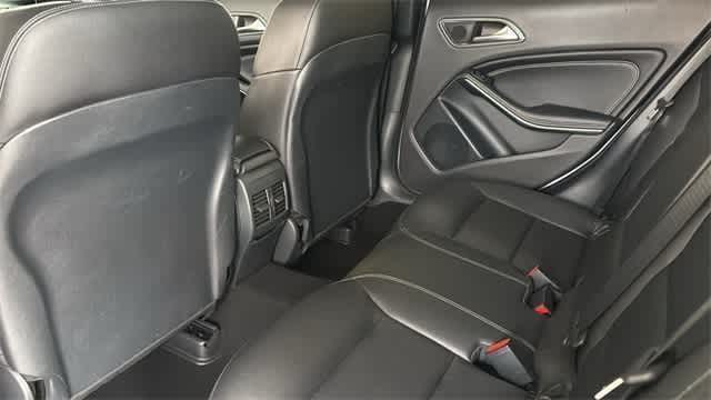 Thumbnail: 2018 Mercedes-Benz GLA - 30