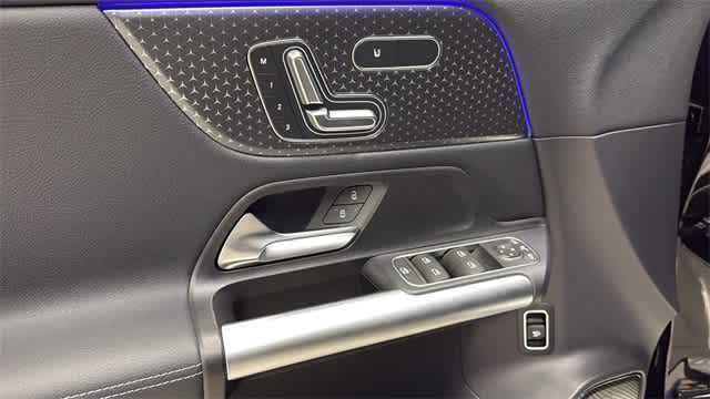 Thumbnail: 2025 Mercedes-Benz GLA - 35