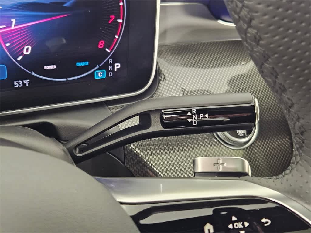 Thumbnail: 2025 Mercedes-Benz C-Class - 28