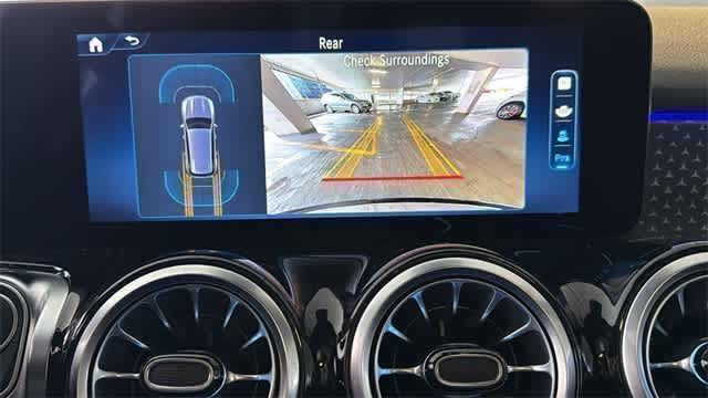 Thumbnail: 2025 Mercedes-Benz GLB - 42