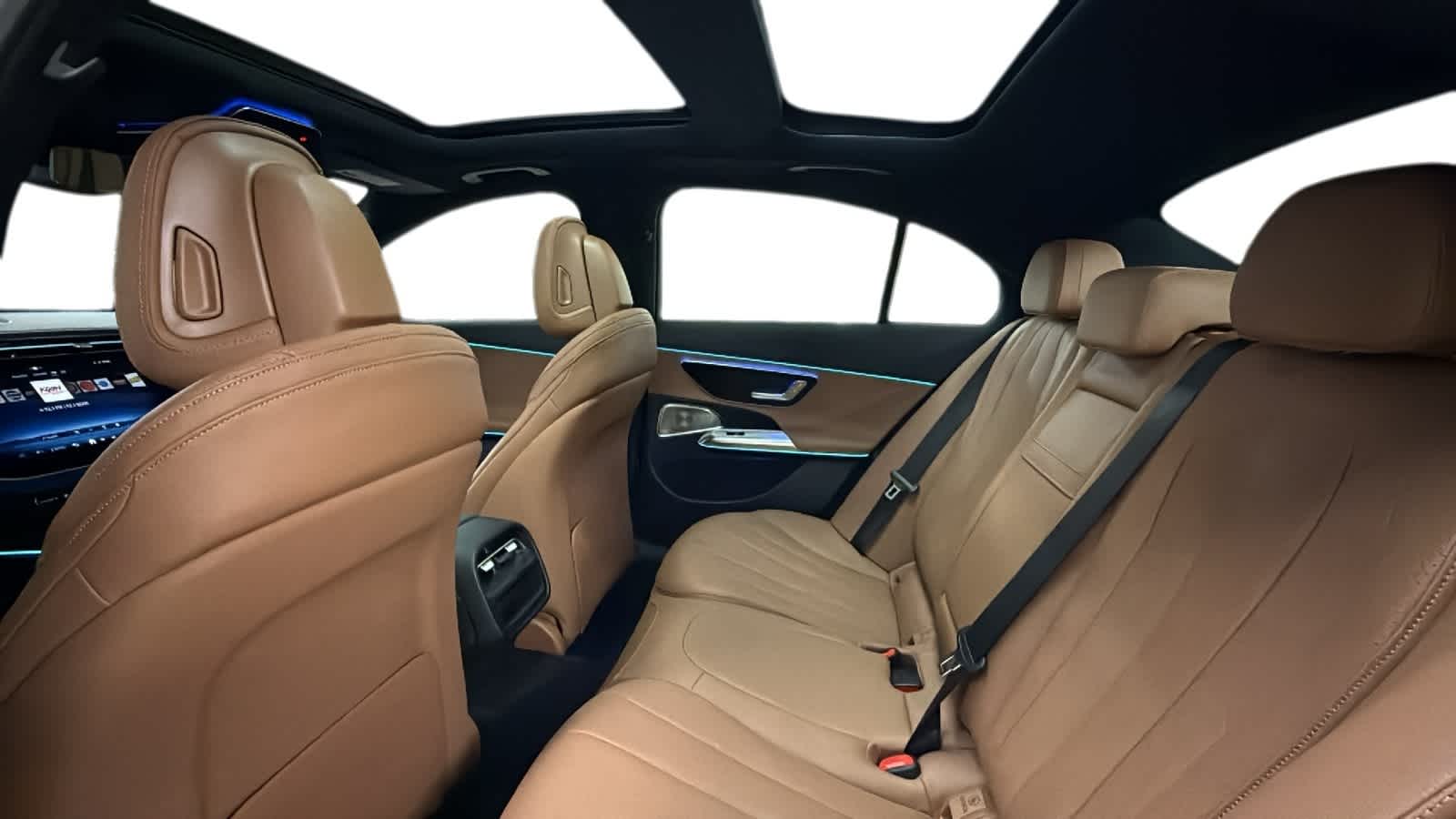 Thumbnail: 2026 Mercedes-Benz E-Class - 5