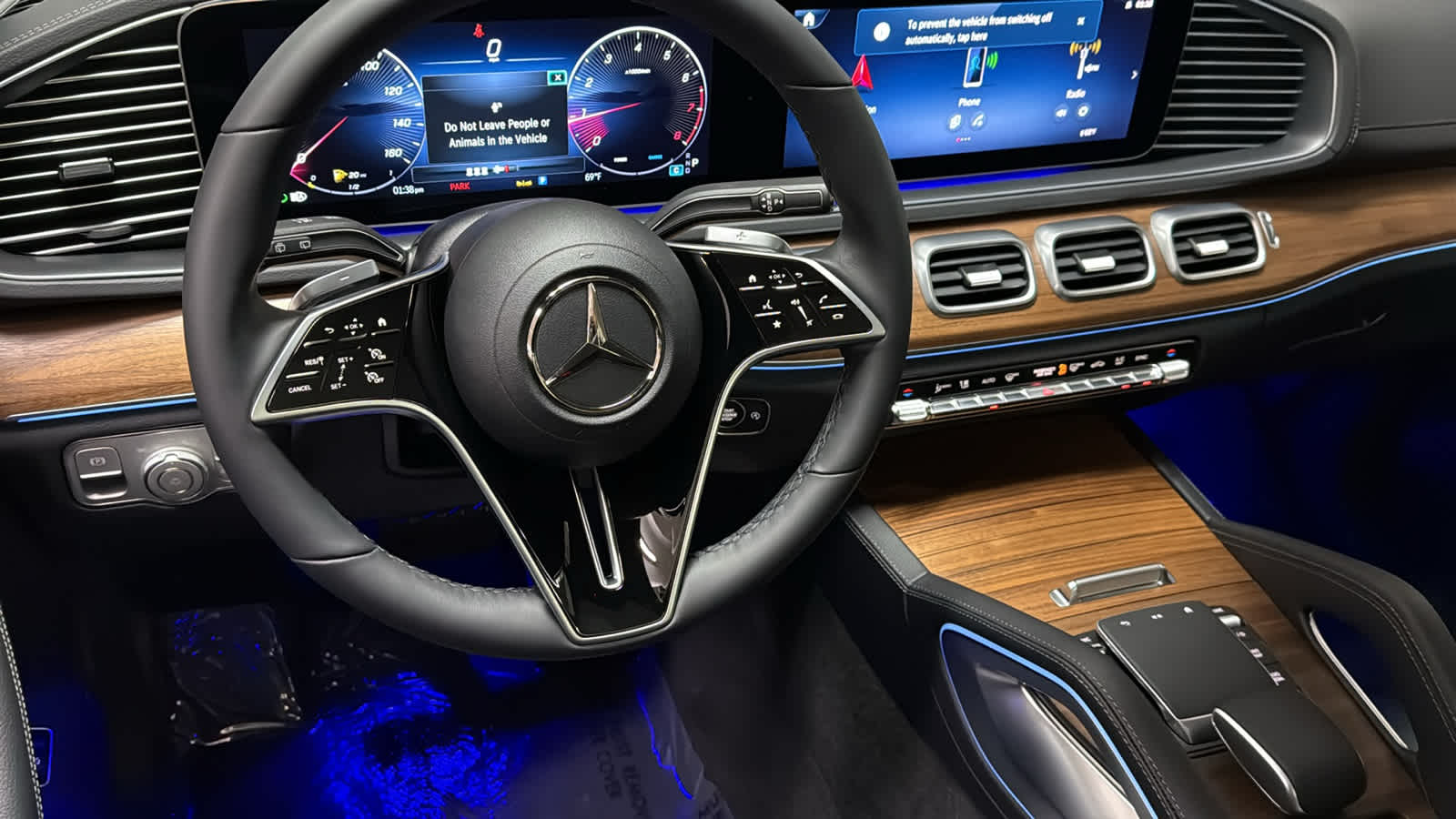 Thumbnail: 2026 Mercedes-Benz GLE - 27