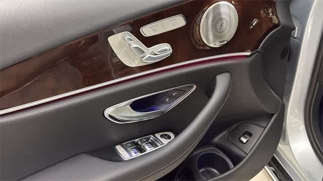 Thumbnail: 2023 Mercedes-Benz E-Class - 16