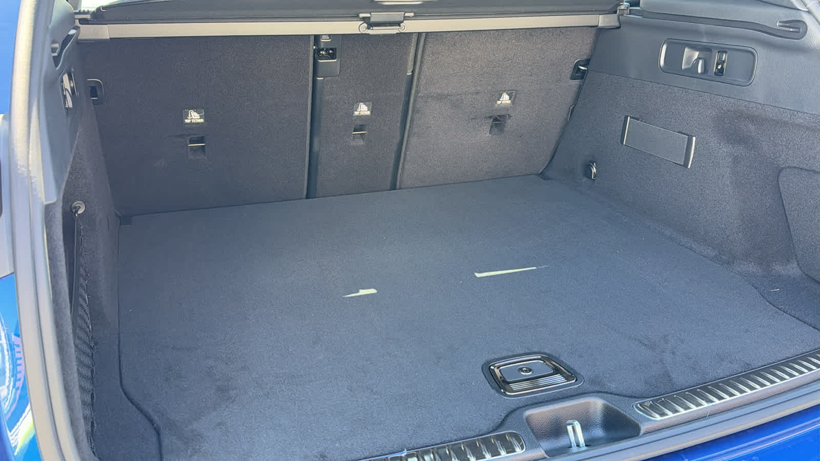 Thumbnail: 2026 Mercedes-Benz GLC - 33