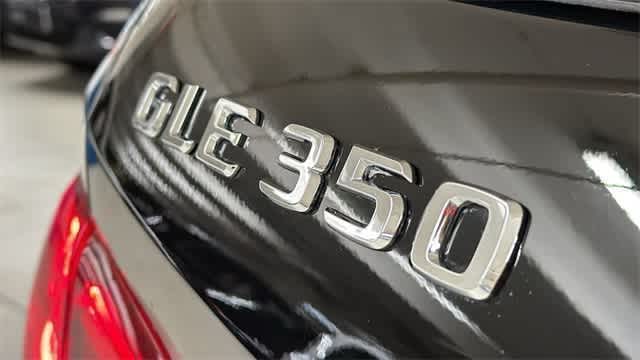 Thumbnail: 2016 Mercedes-Benz GLE - 10