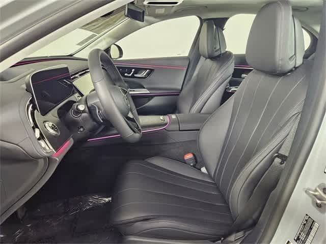 Thumbnail: 2025 Mercedes-Benz E-Class - 32