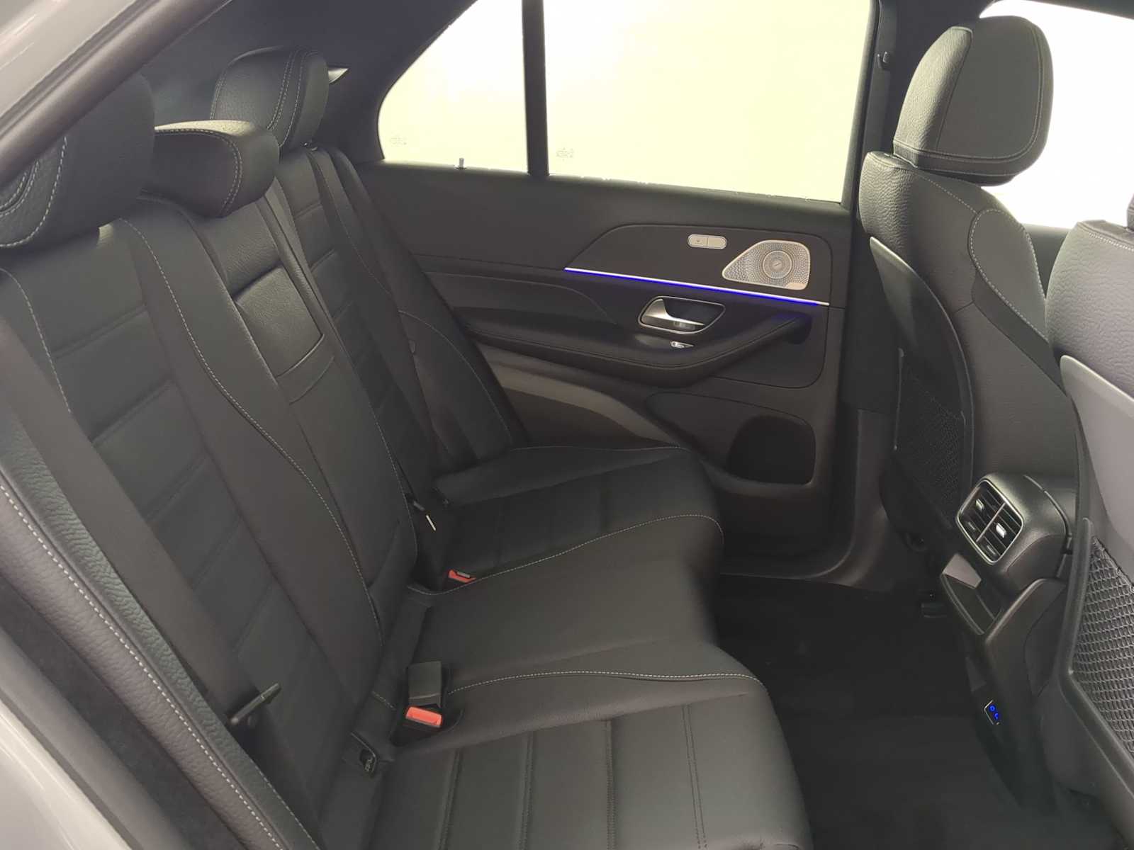 Thumbnail: 2026 Mercedes-Benz GLE - 21