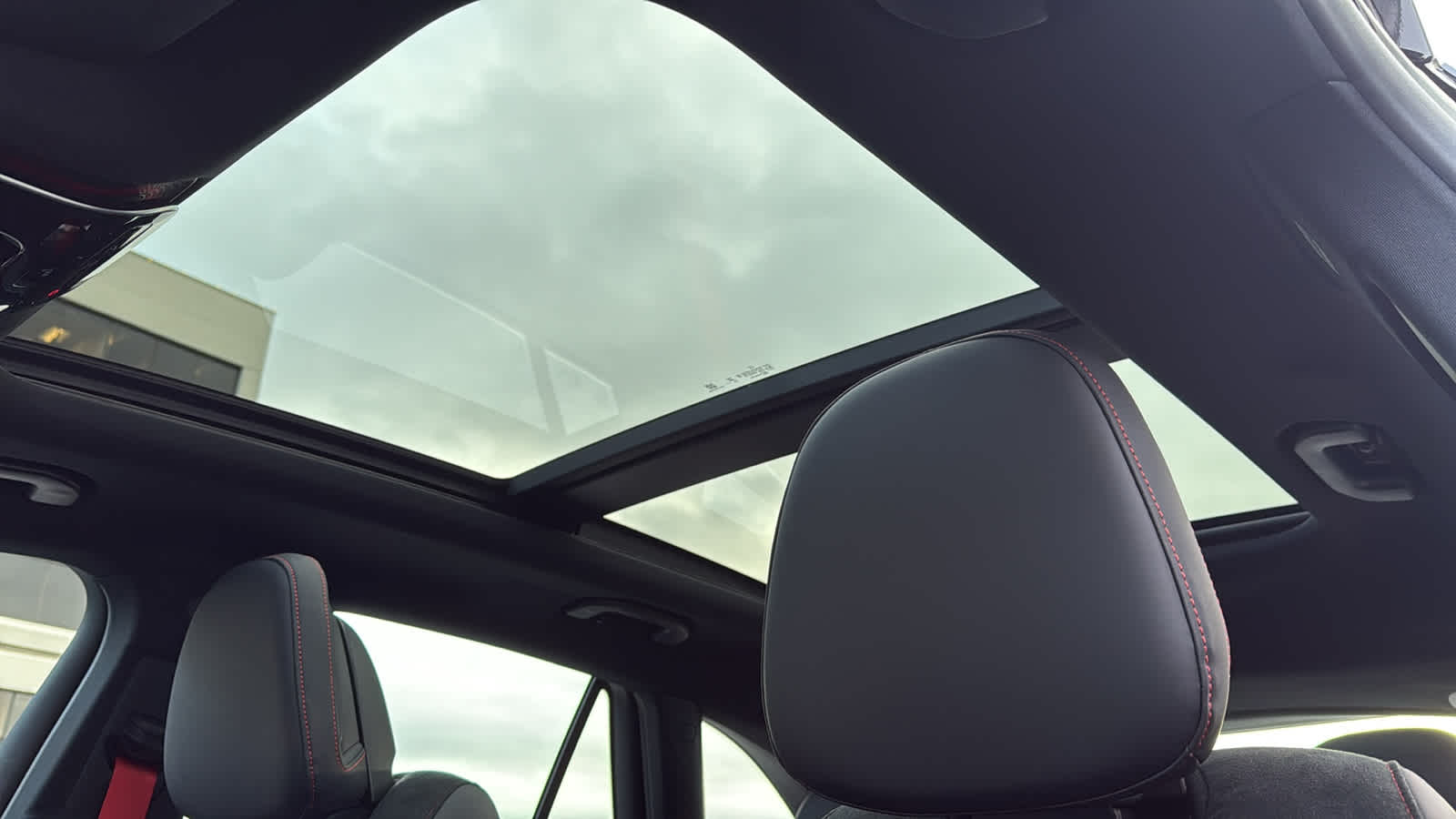 Thumbnail: 2026 Mercedes-Benz GLC - 26