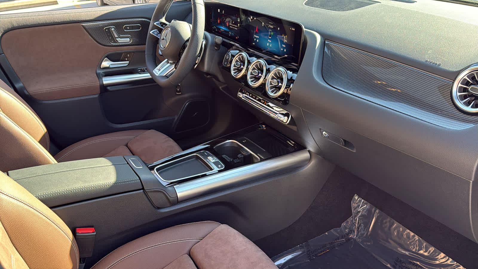 Thumbnail: 2026 Mercedes-Benz GLA - 37