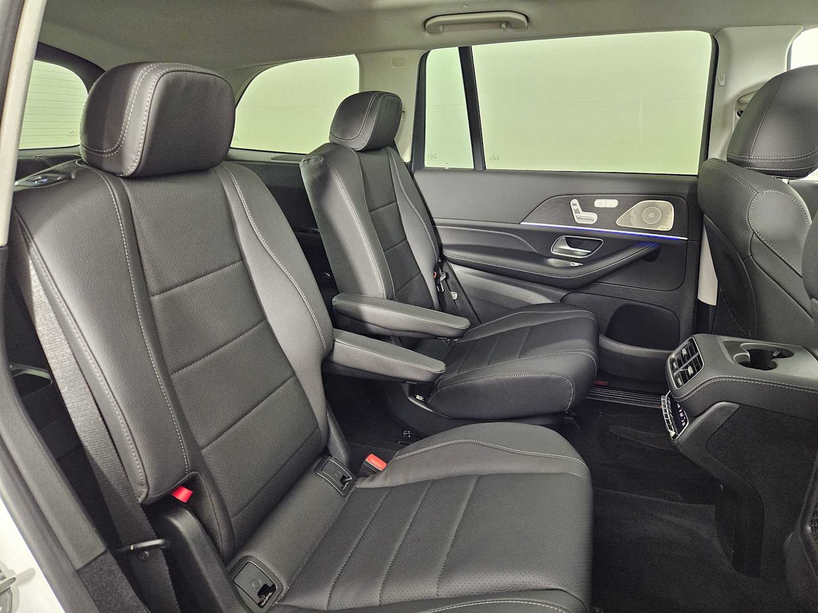 Thumbnail: 2025 Mercedes-Benz GLS - 23