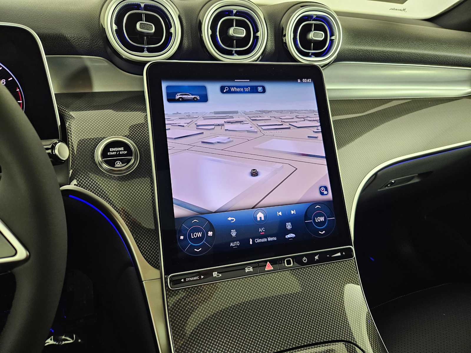 2025 Mercedes-Benz GLC 300 30