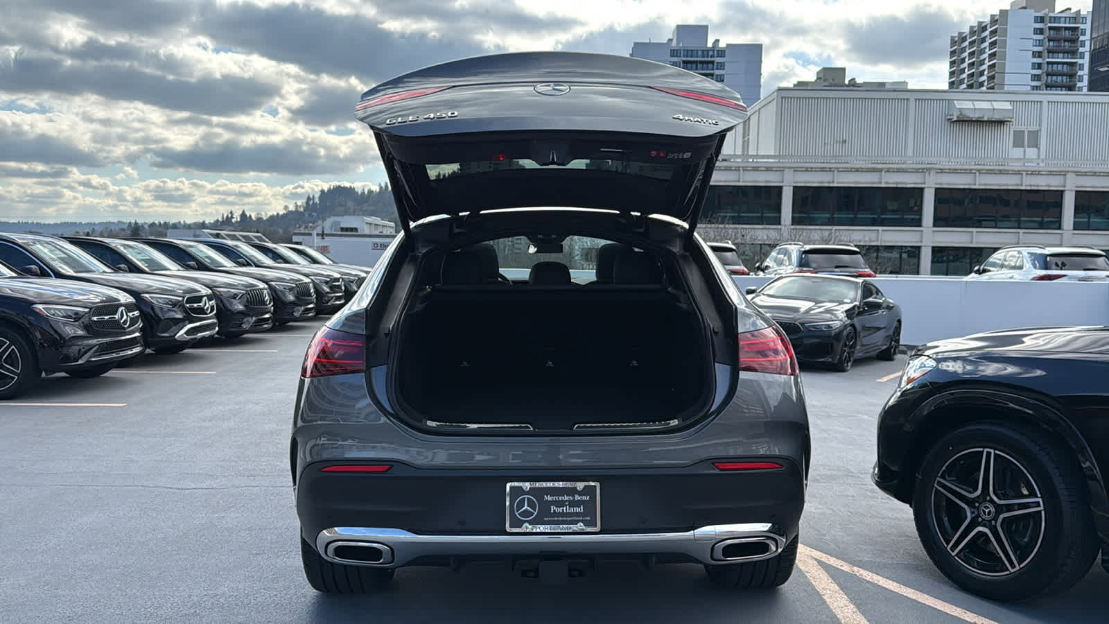 Thumbnail: 2026 Mercedes-Benz GLE - 9