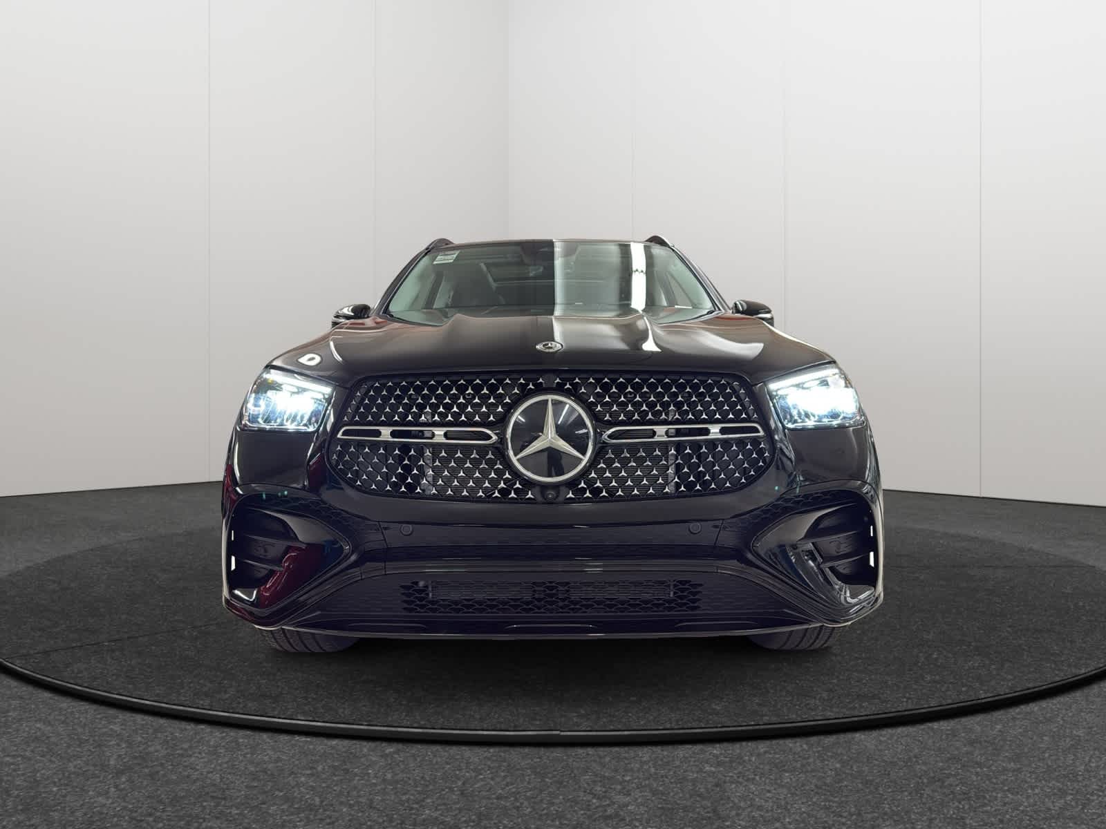 Thumbnail: 2026 Mercedes-Benz GLE - 2