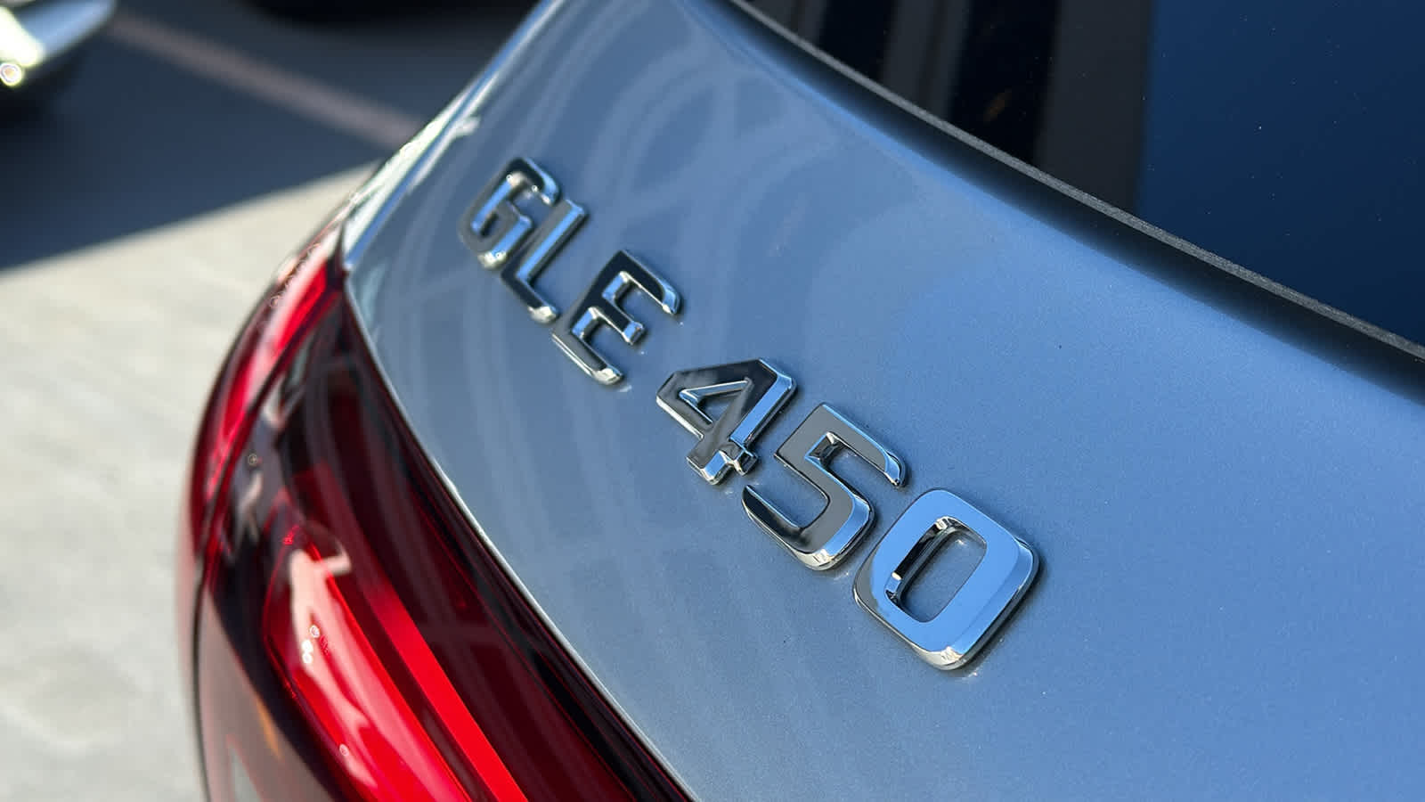 Thumbnail: 2026 Mercedes-Benz GLE - 10