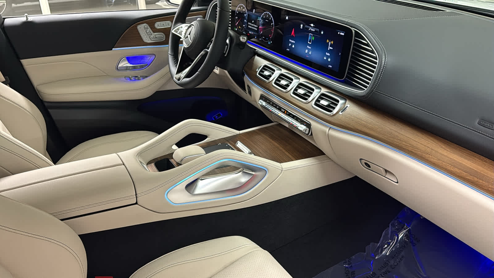 Thumbnail: 2026 Mercedes-Benz GLE - 38