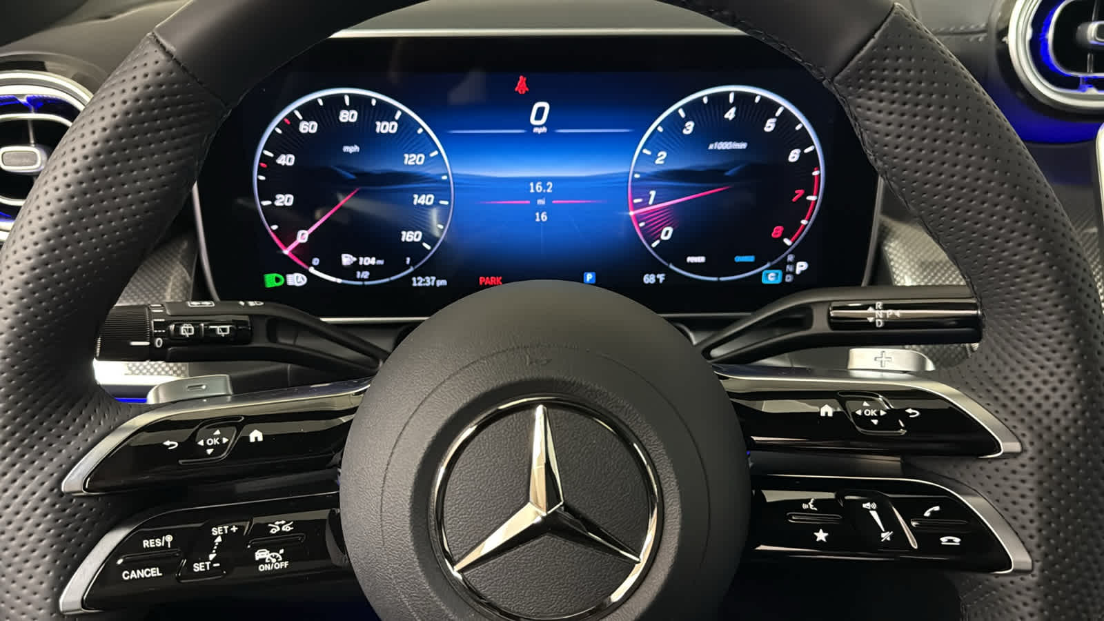 Thumbnail: 2026 Mercedes-Benz GLC - 18