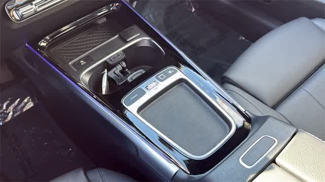 Thumbnail: 2025 Mercedes-Benz GLB - 23
