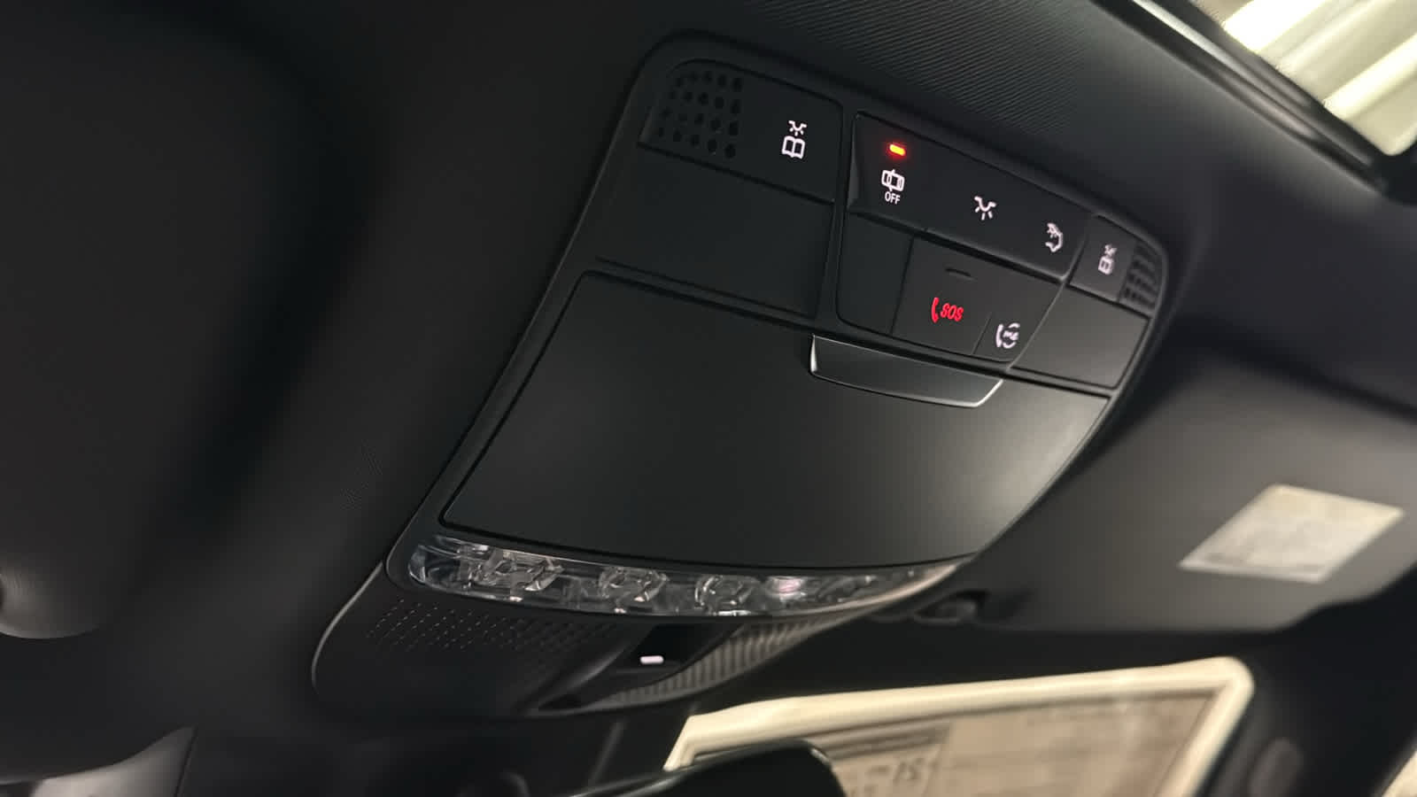 Thumbnail: 2026 Mercedes-Benz AMG GT - 26