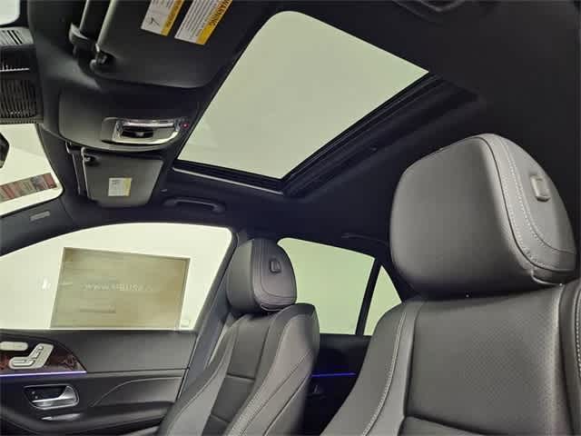 Thumbnail: 2025 Mercedes-Benz GLE - 41