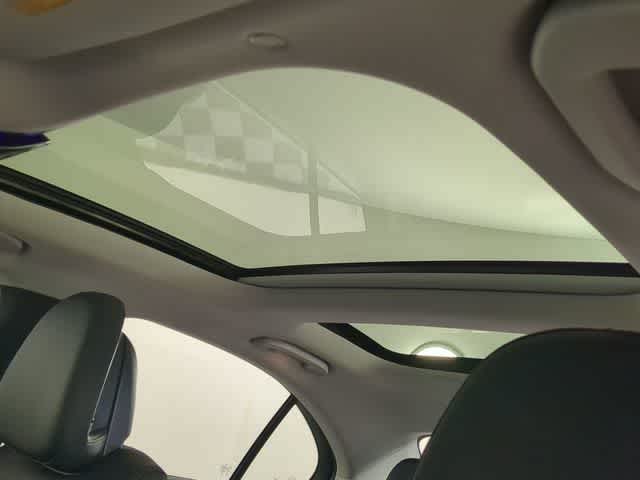 Thumbnail: 2025 Mercedes-Benz C-Class - 19