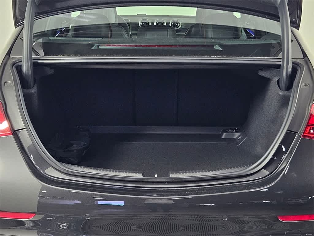 Thumbnail: 2025 Mercedes-Benz C-Class - 35