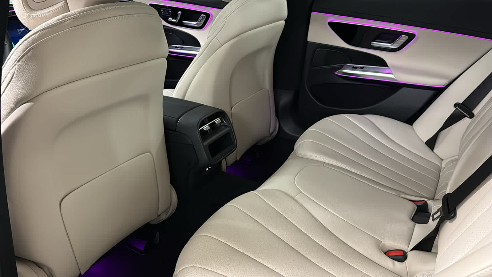 Thumbnail: 2026 Mercedes-Benz E-Class - 28