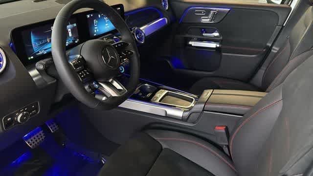 Thumbnail: 2026 Mercedes-Benz GLB - 28