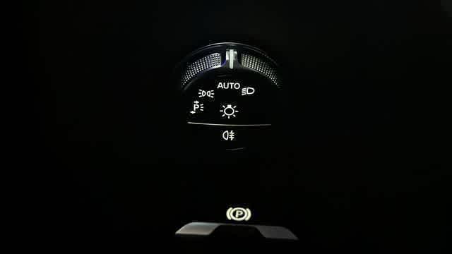 Thumbnail: 2026 Mercedes-Benz GLC - 6