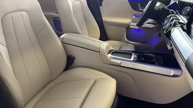 Thumbnail: 2026 Mercedes-Benz GLB - 36