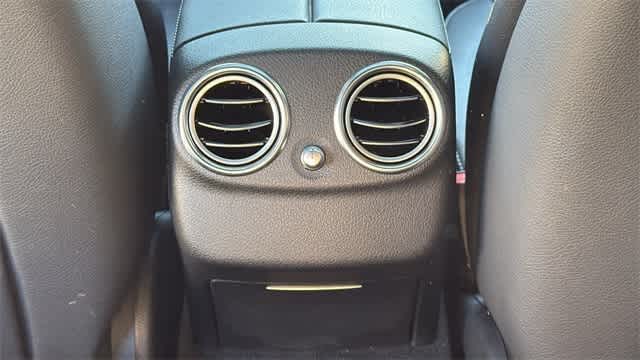 Thumbnail: 2017 Mercedes-Benz E-Class - 29