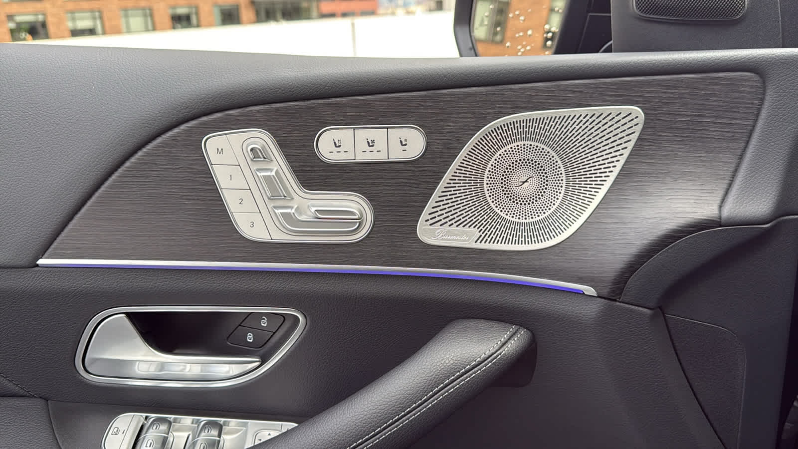 Thumbnail: 2026 Mercedes-Benz GLE - 15