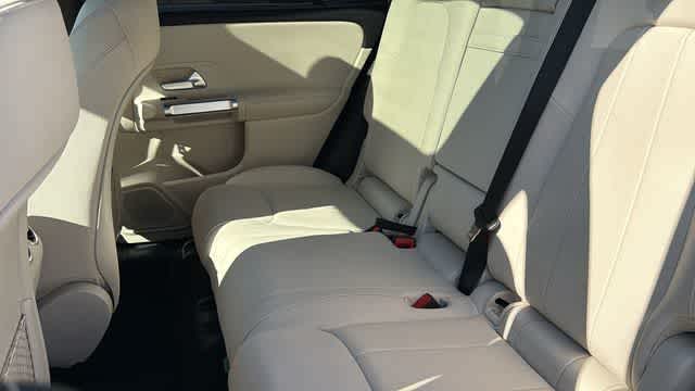 Thumbnail: 2025 Mercedes-Benz GLB - 30