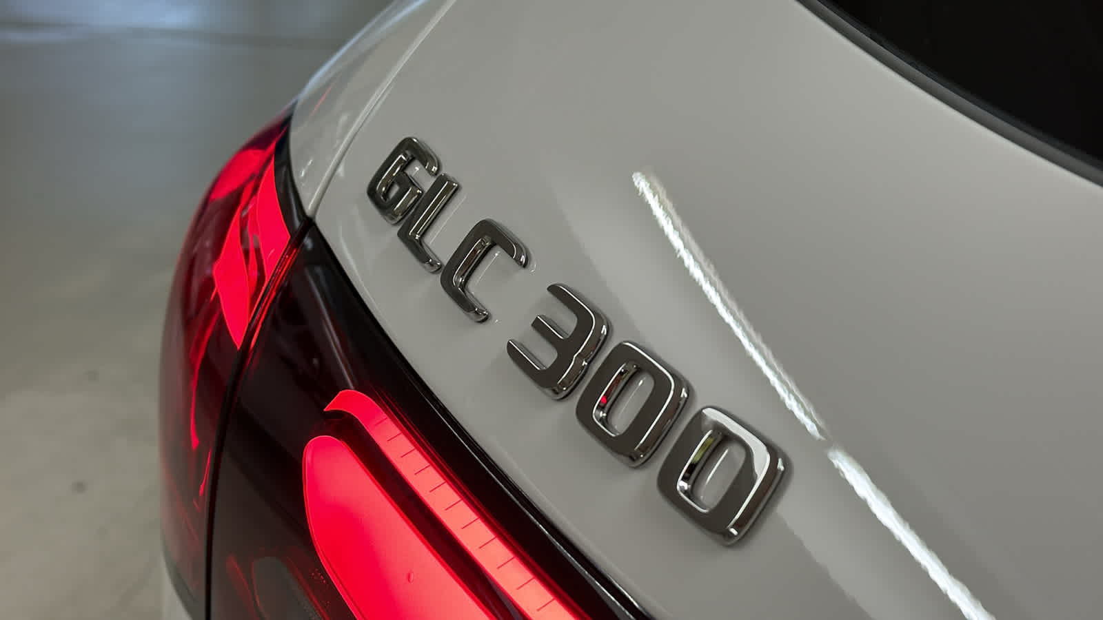 Thumbnail: 2026 Mercedes-Benz GLC - 10