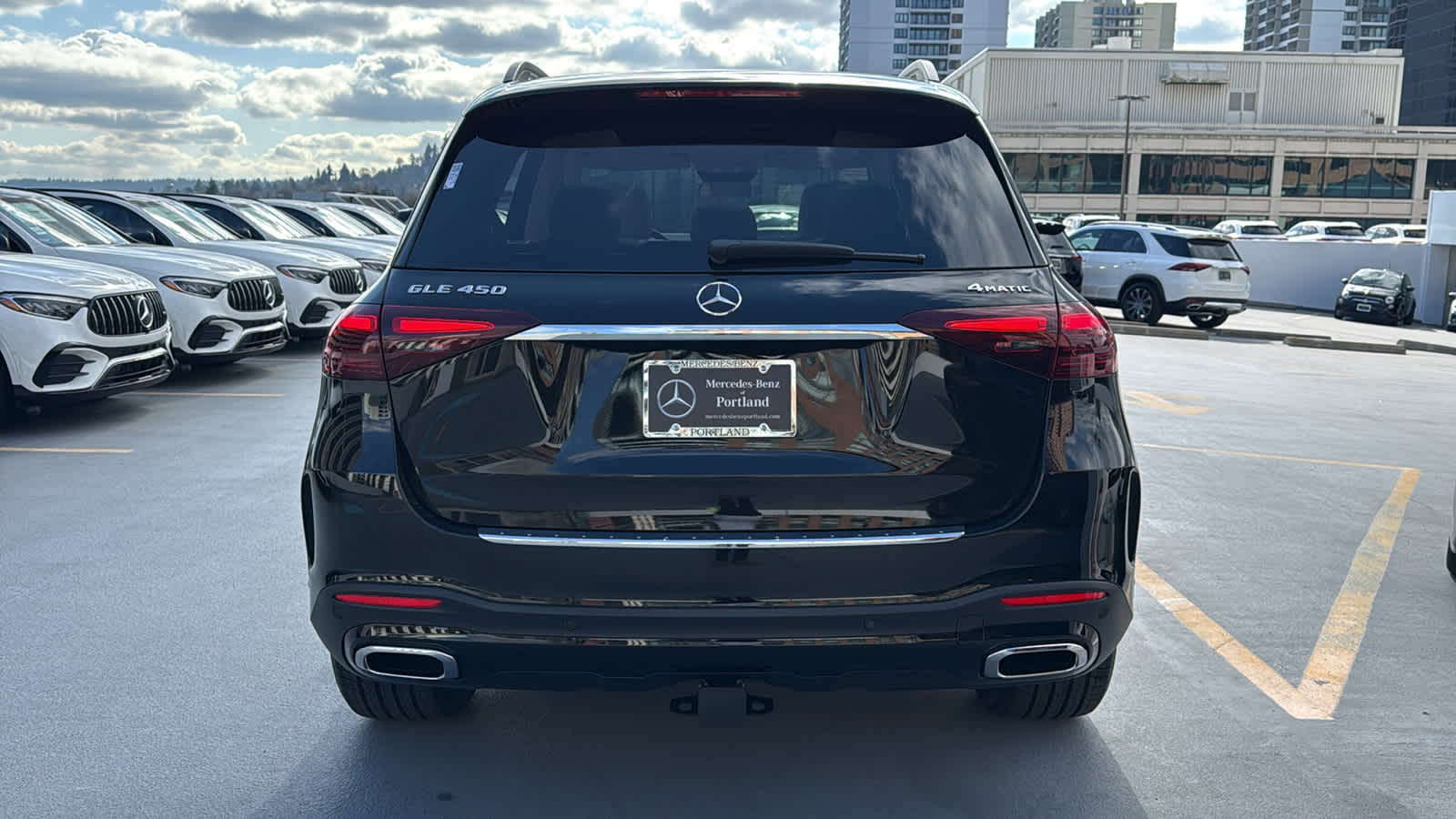 Thumbnail: 2026 Mercedes-Benz GLE - 8