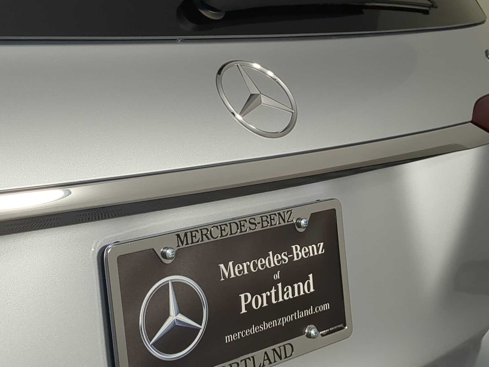 Thumbnail: 2026 Mercedes-Benz GLE - 10