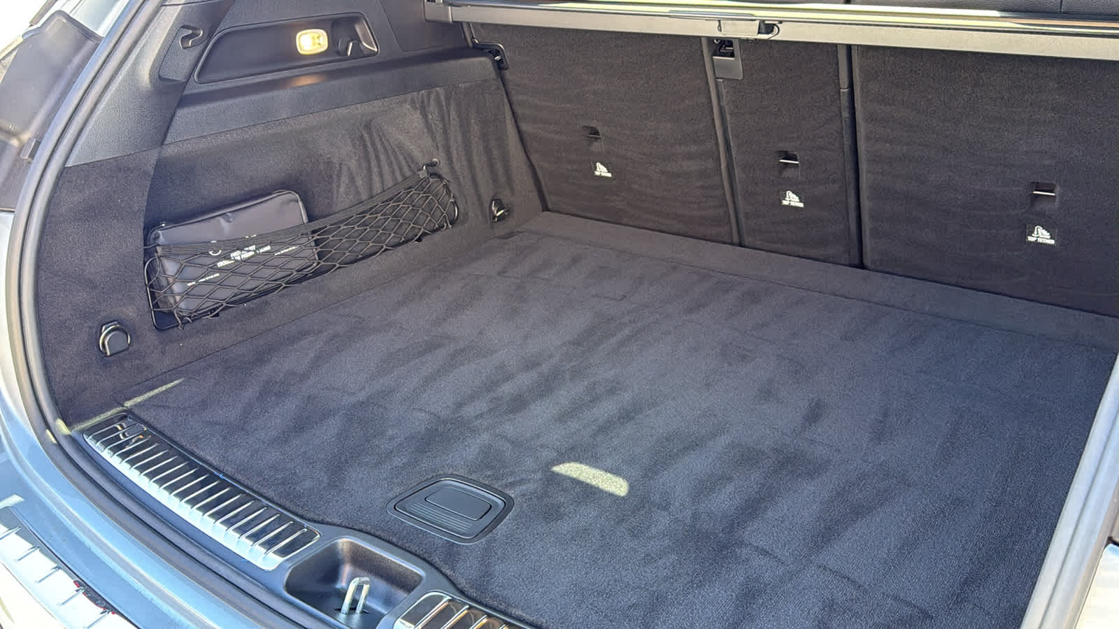 Thumbnail: 2026 Mercedes-Benz GLE - 34