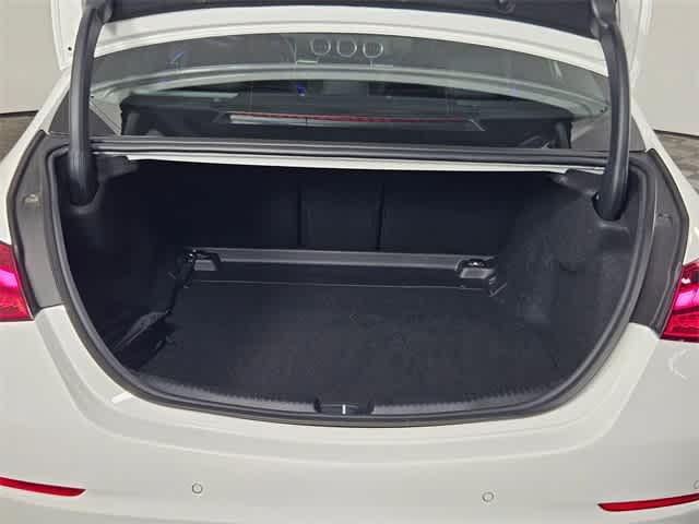 Thumbnail: 2025 Mercedes-Benz C-Class - 35