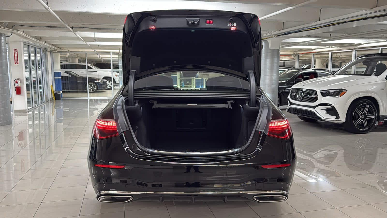 Thumbnail: 2026 Mercedes-Benz S-Class - 8