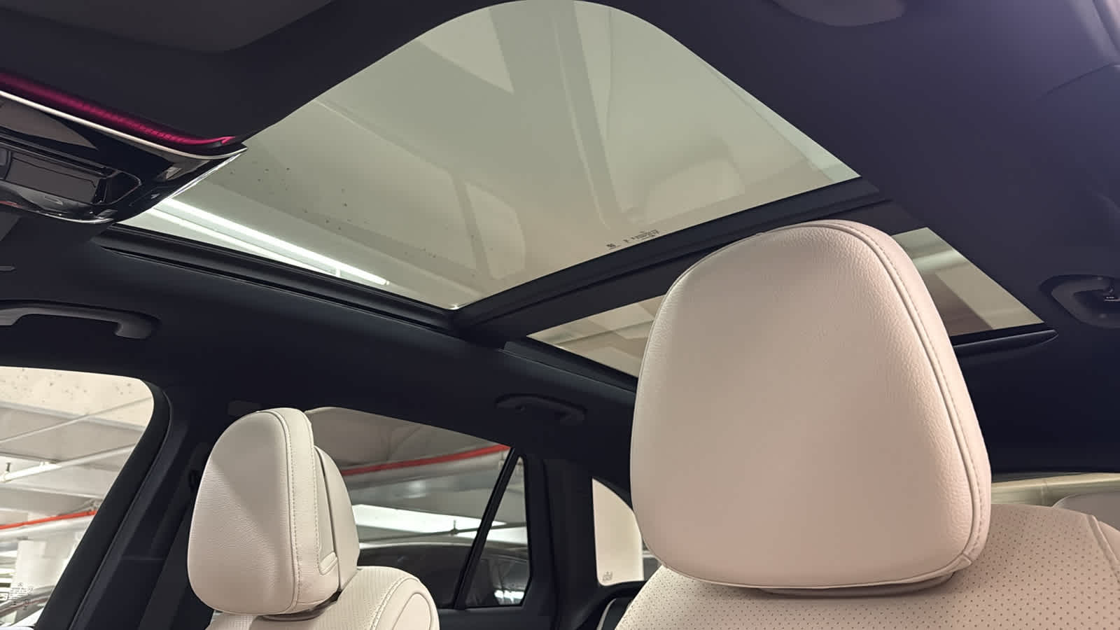 Thumbnail: 2026 Mercedes-Benz GLC - 25