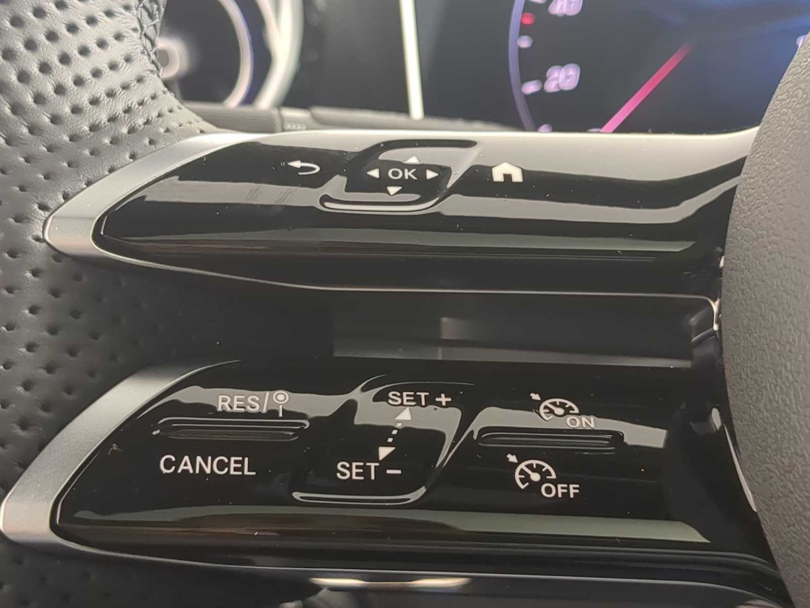 Thumbnail: 2026 Mercedes-Benz GLC - 25