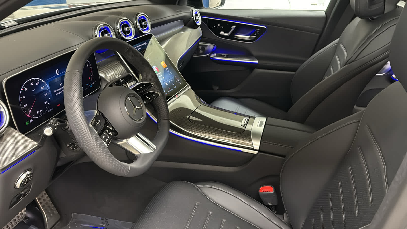 Thumbnail: 2026 Mercedes-Benz GLC - 27