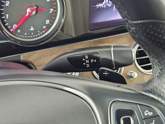 Thumbnail: 2018 Mercedes-Benz E-Class - 28