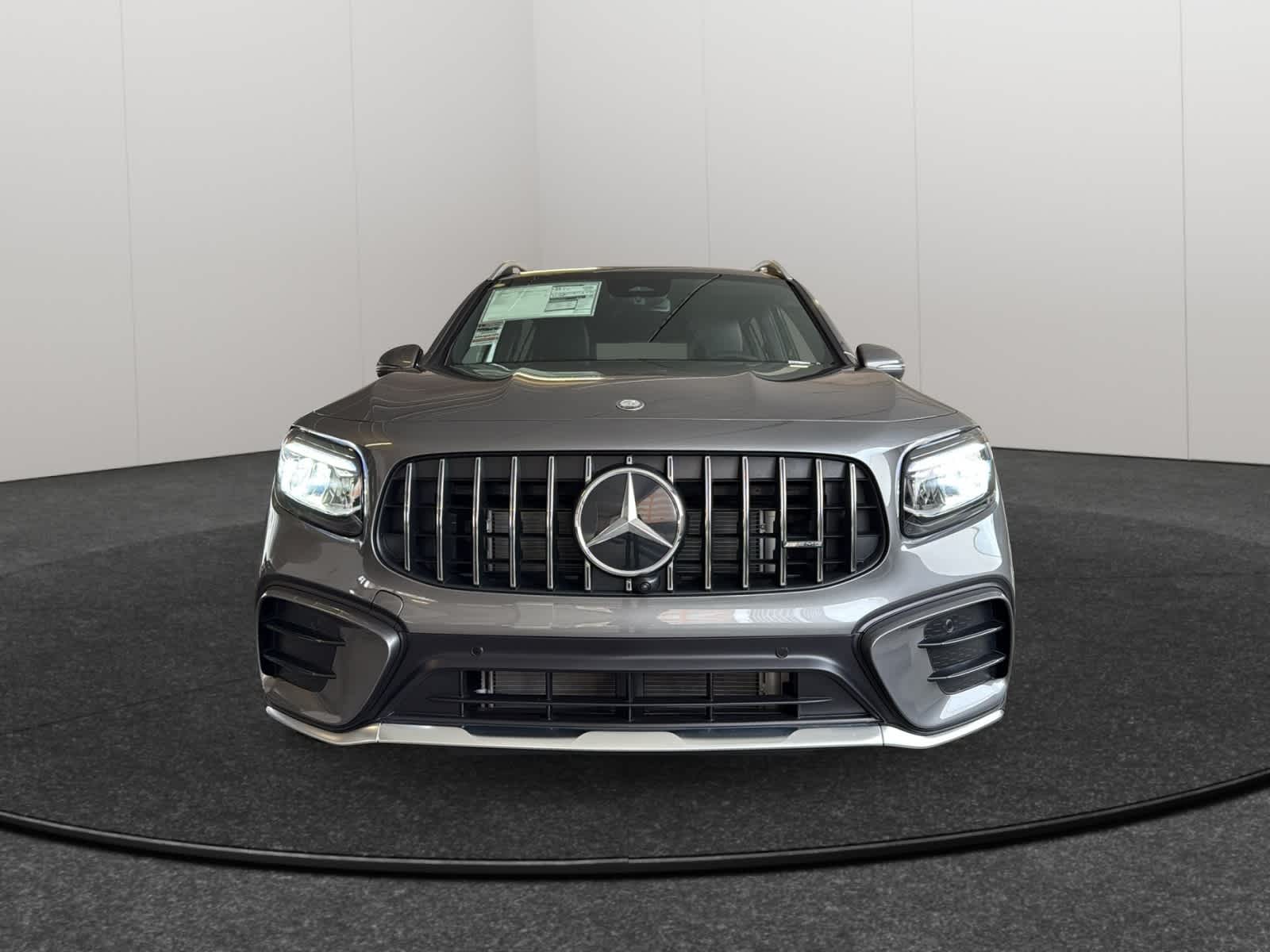 Thumbnail: 2026 Mercedes-Benz GLB - 2