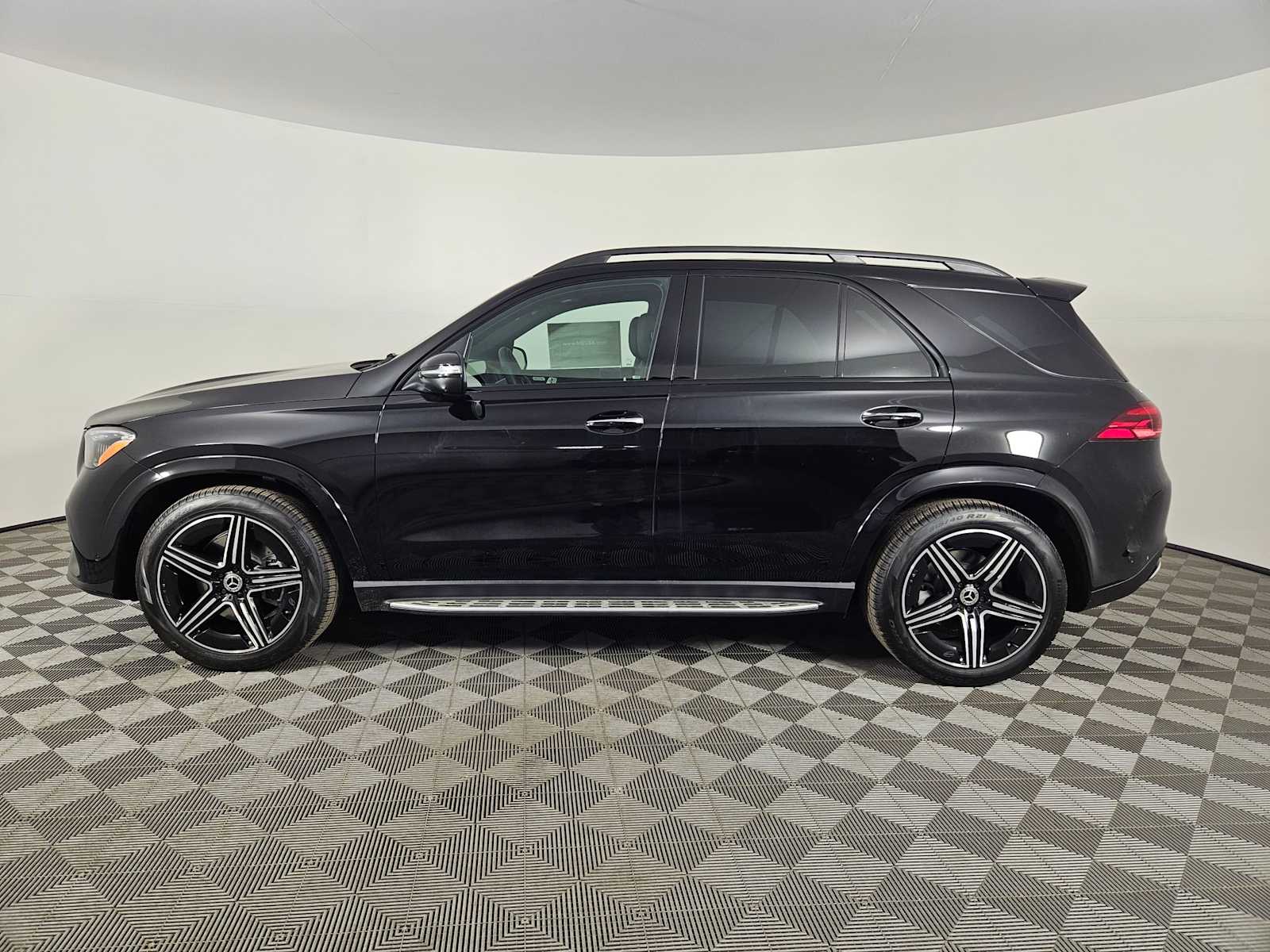 2025 Mercedes-Benz GLE 450 2