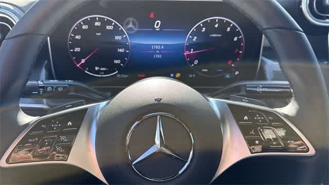 Thumbnail: 2025 Mercedes-Benz GLC - 37