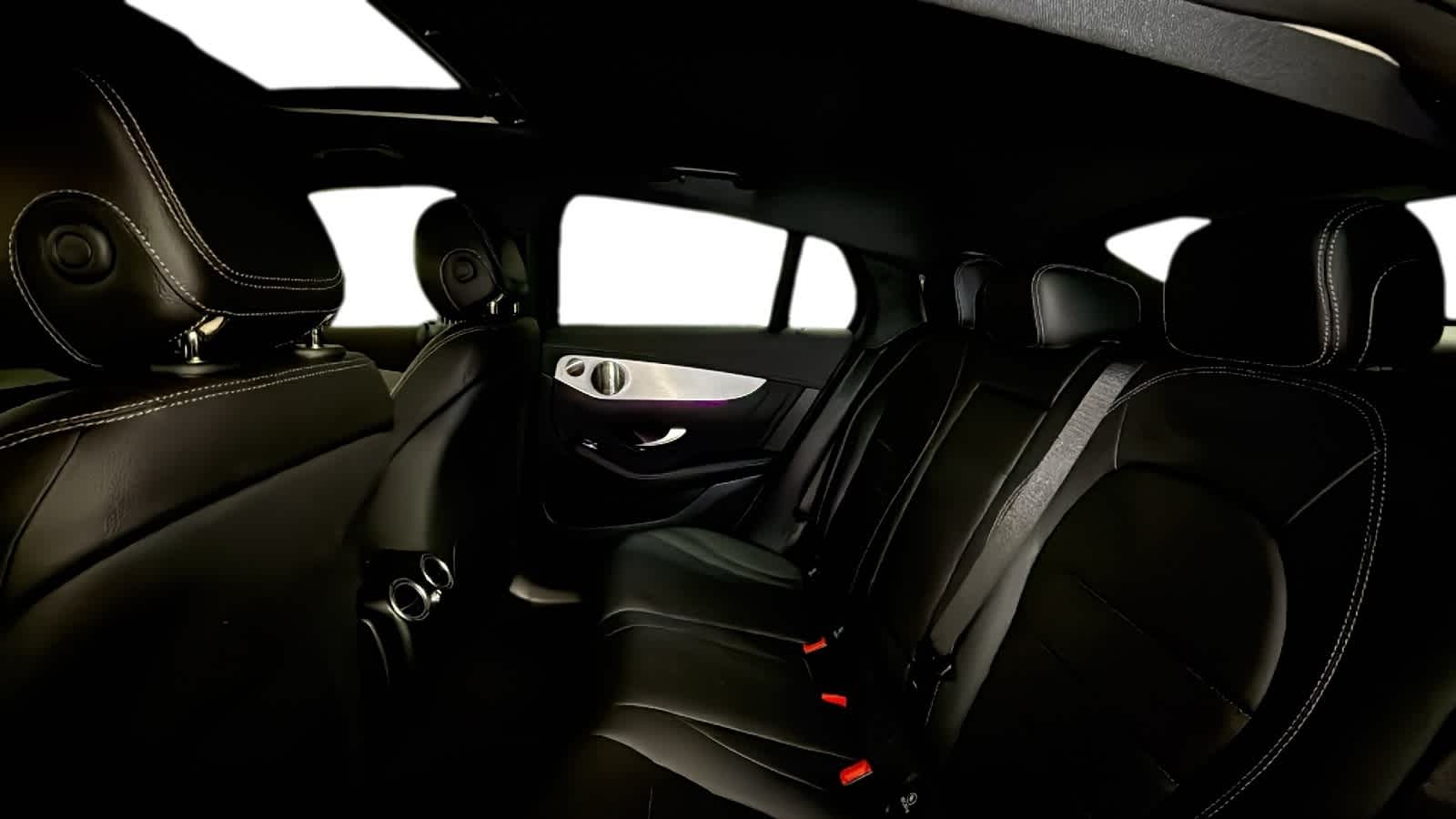 Thumbnail: 2023 Mercedes-Benz GLC - 6